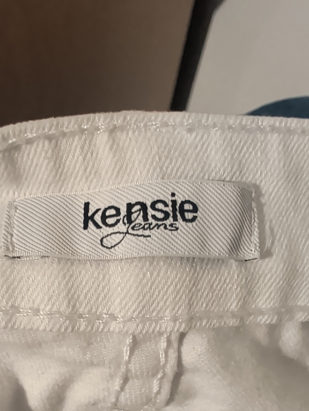 NWOT Kensie White Straight-Leg Jeans - Picture 11 of 12